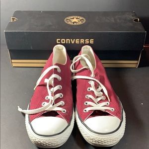 Converse Chuck Taylor low rise All Stars
